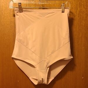 Cupid Cream Seamless Shapewear High-Waist Briefs